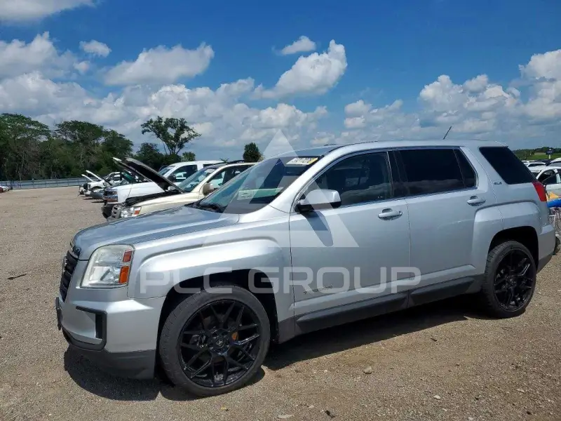 2016 GMC TERRAIN photo