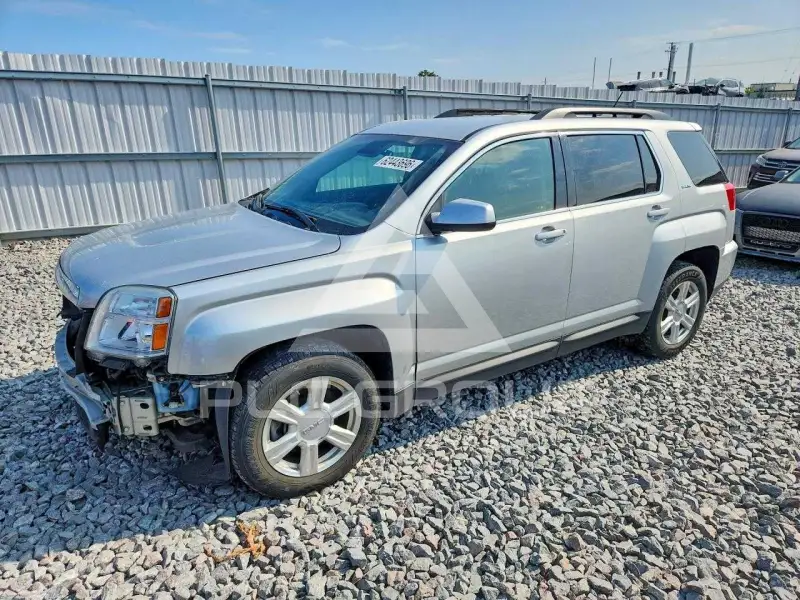 2016 GMC TERRAIN photo