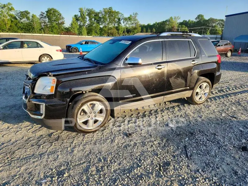 2016 GMC TERRAIN photo