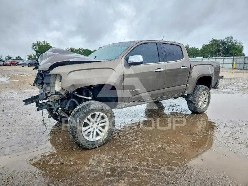 2016 GMC CANYON photo