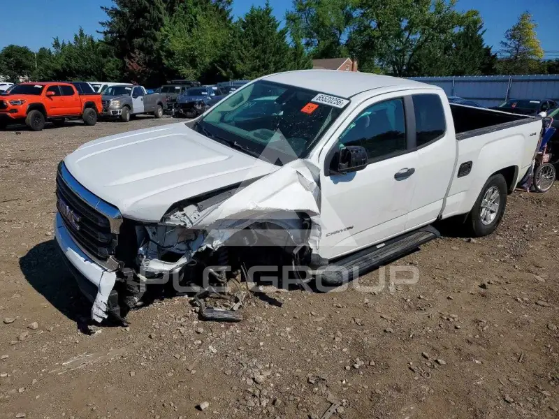 2016 GMC CANYON photo