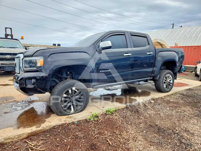 2016 GMC CANYON photo