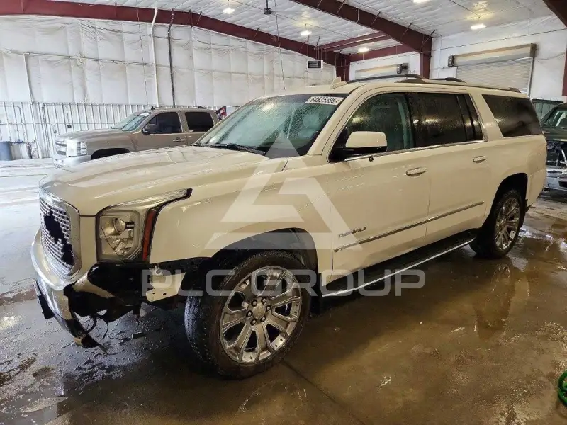 2016 GMC YUKON photo