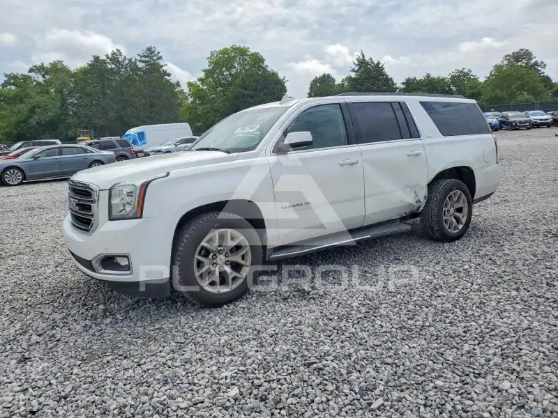 2016 GMC YUKON photo