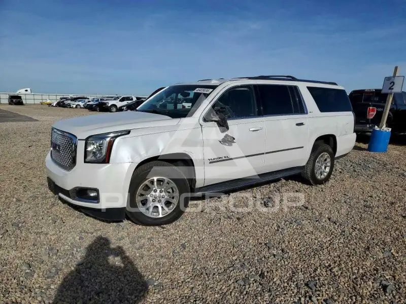 2016 GMC YUKON photo