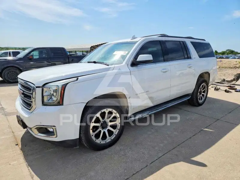 2016 GMC YUKON фото