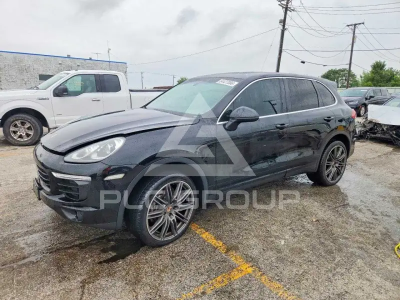 2016 Porsche Cayenne photo