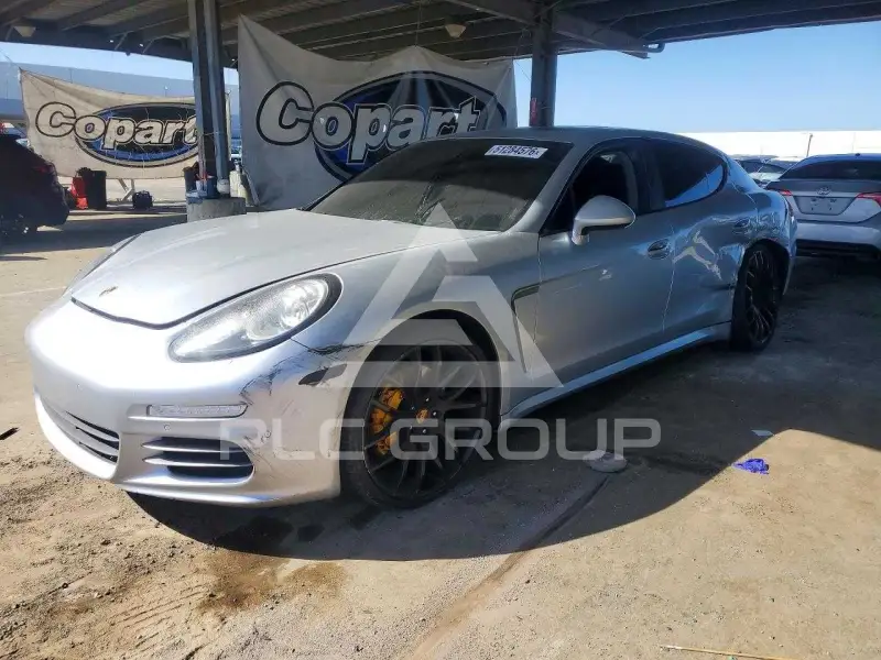 2016 Porsche Panamera фото