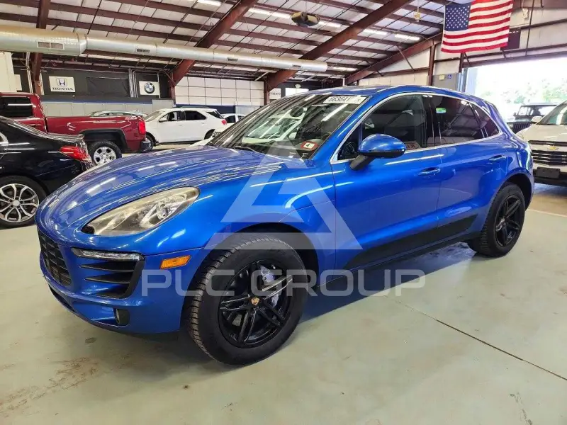 2016 Porsche MACAN photo