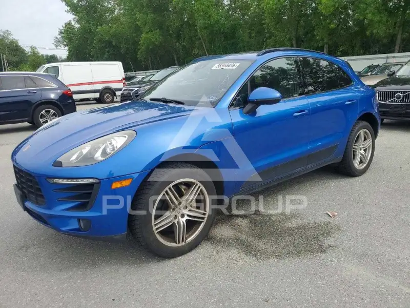 2016 Porsche MACAN photo