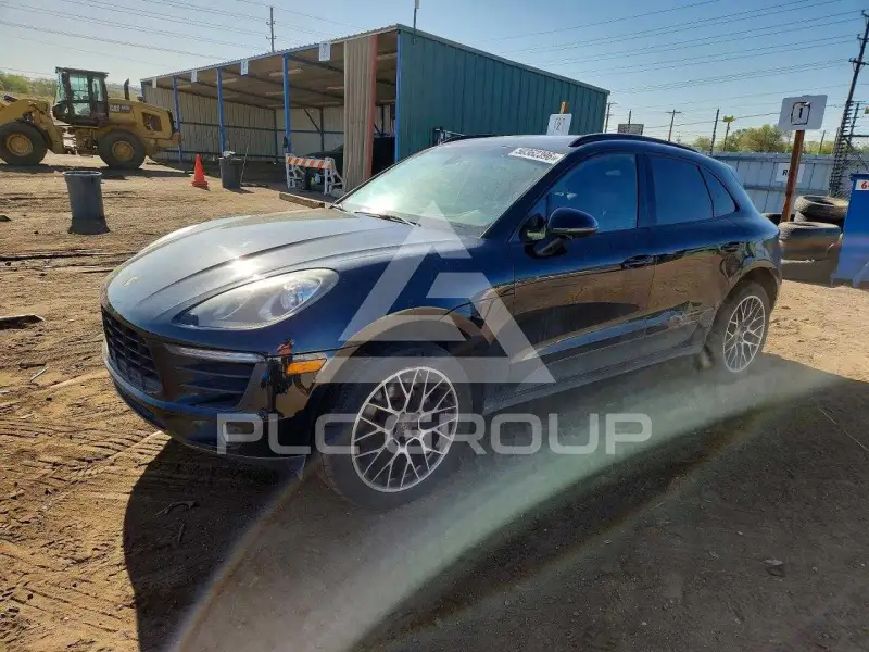 2016 Porsche MACAN photo