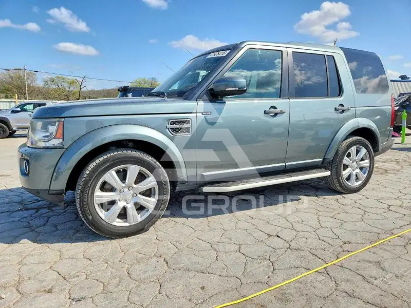 2016 Land Rover LR4 photo