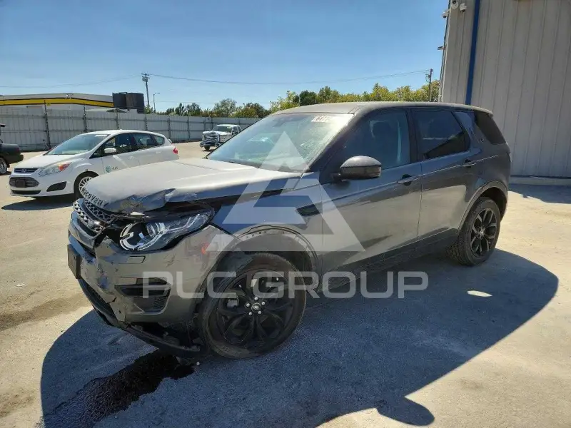 2016 Land Rover Discovery photo