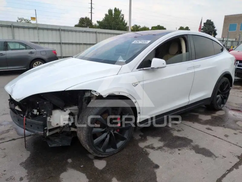 2016 Tesla Model X photo