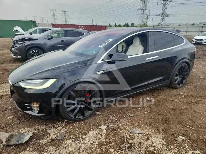 2016 Tesla Model X фото