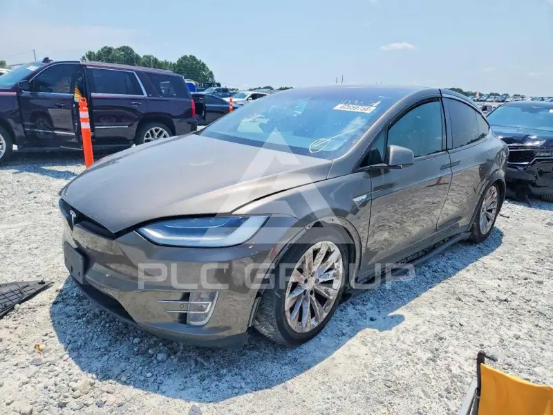 2016 Tesla Model X фото