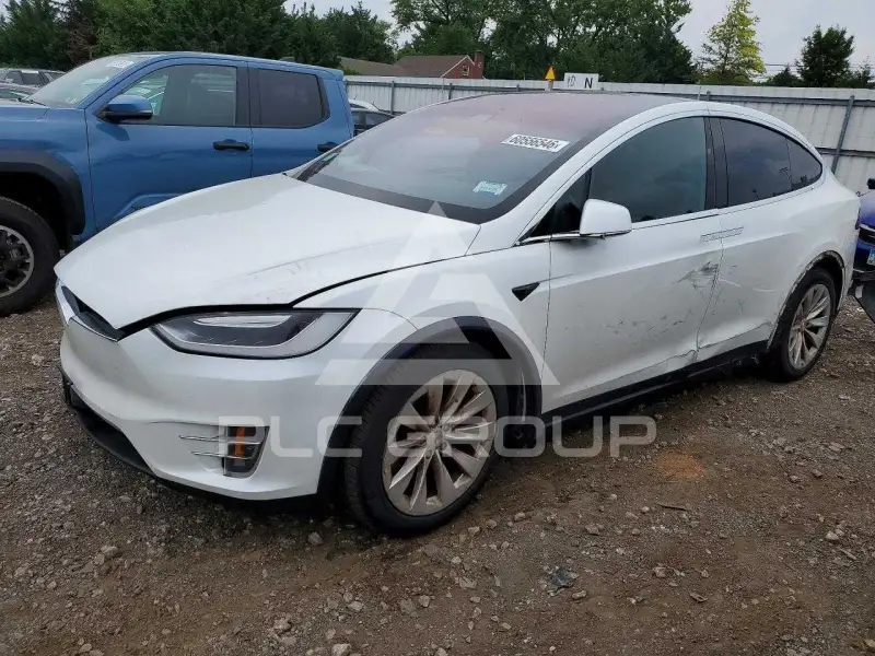 2016 Tesla Model X фото