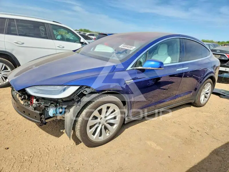 2016 Tesla Model X фото