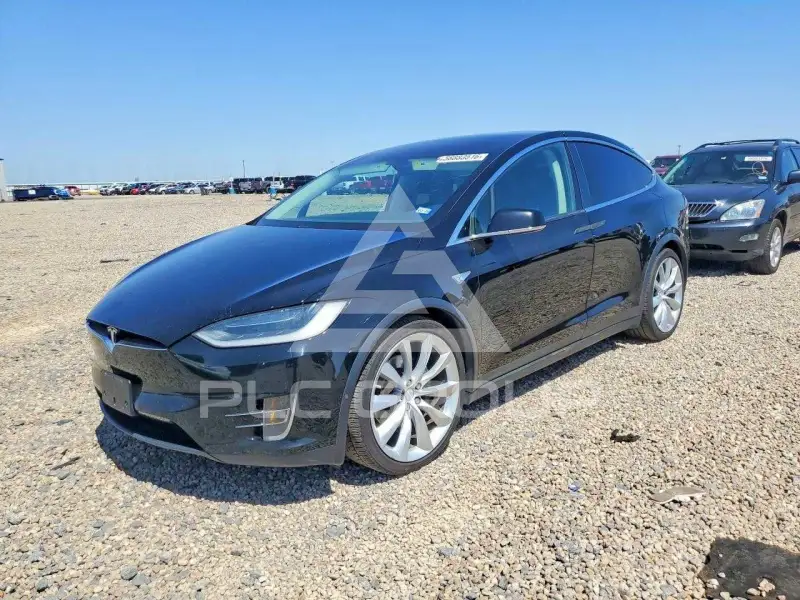 2016 Tesla Model X фото