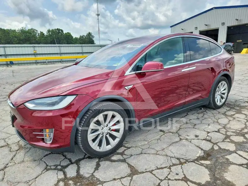 2016 Tesla Model X фото