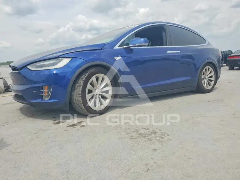 2016 Tesla Model X photo
