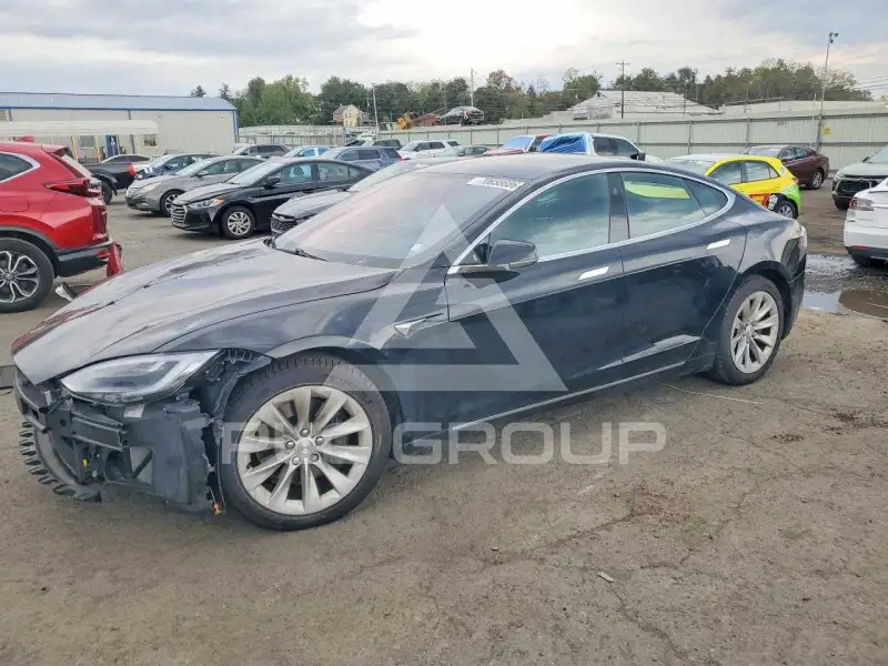 2016 Tesla Model S фото