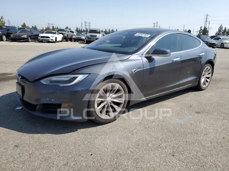 2016 Tesla Model S фото