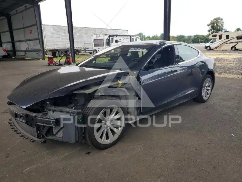 2016 Tesla Model S фото