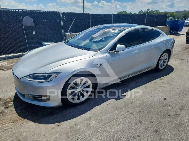 2016 Tesla Model S photo