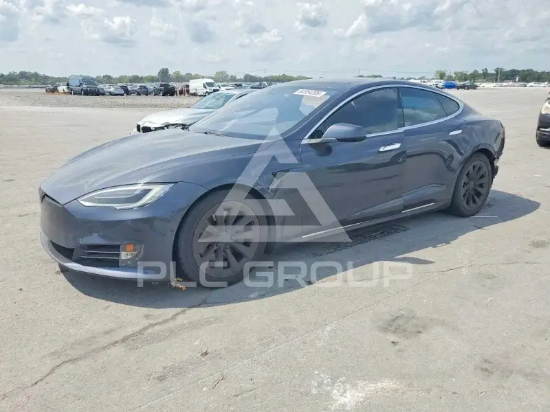 2016 Tesla Model S фото