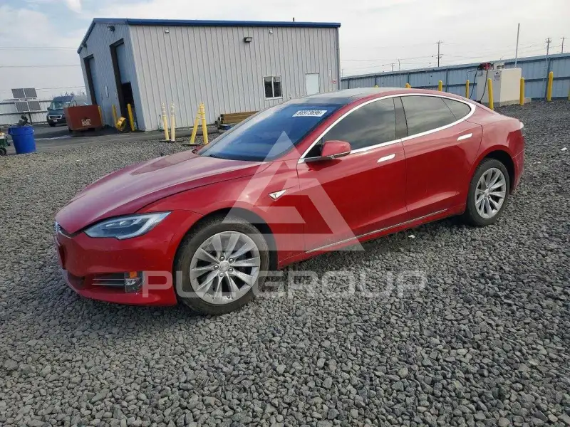 2016 Tesla Model S photo