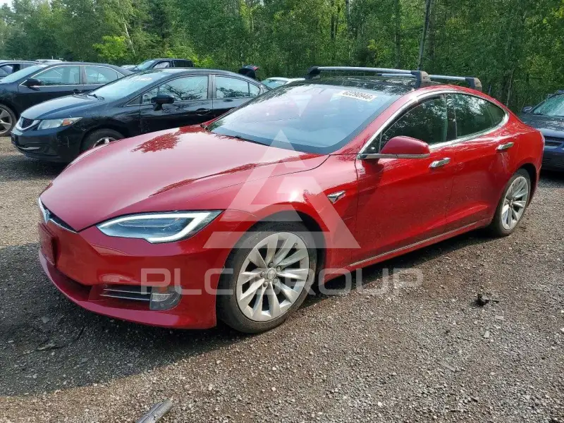 2016 Tesla Model S фото