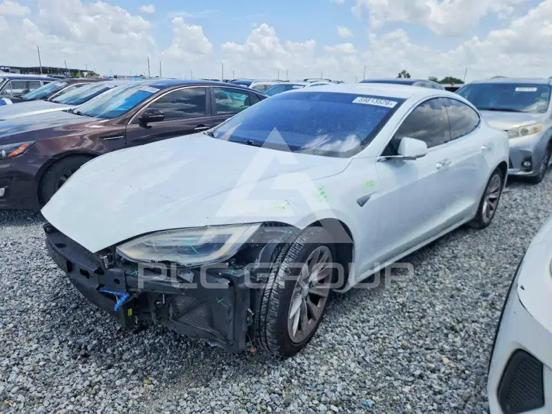2016 Tesla Model S photo