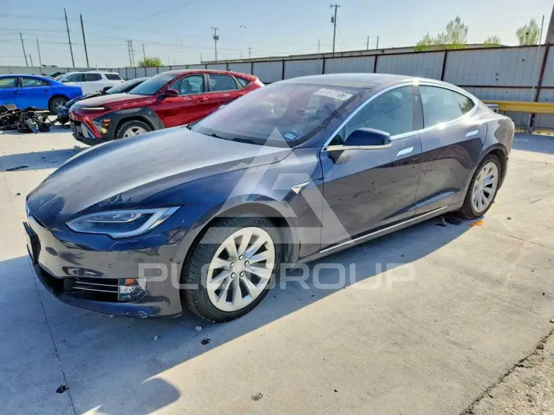 2016 Tesla Model S фото