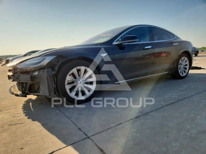 2016 Tesla Model S фото