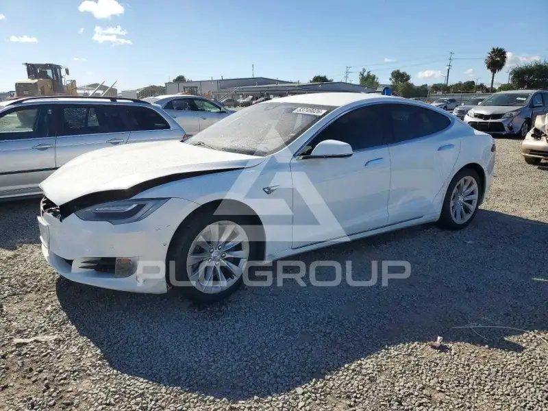 2016 Tesla Model S photo