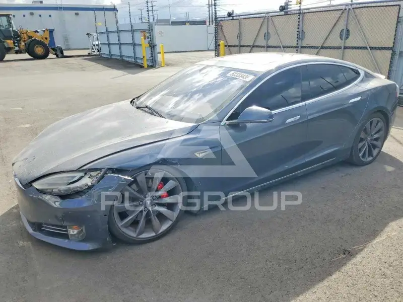 2016 Tesla Model S фото