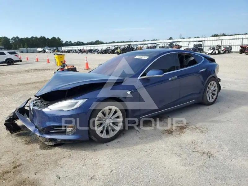 2016 Tesla Model S photo