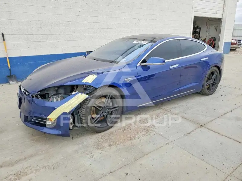 2016 Tesla Model S фото
