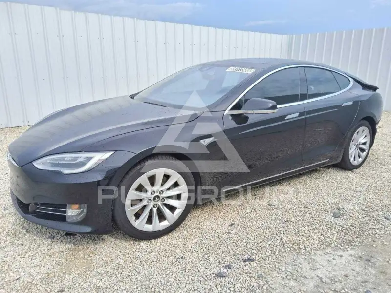 2016 Tesla Model S фото