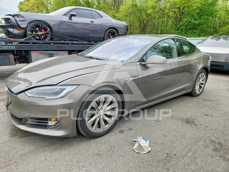 2016 Tesla Model S фото