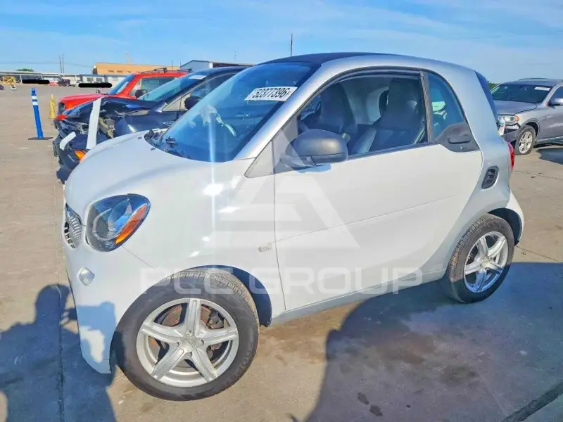 2016 Smart FORTWO фото