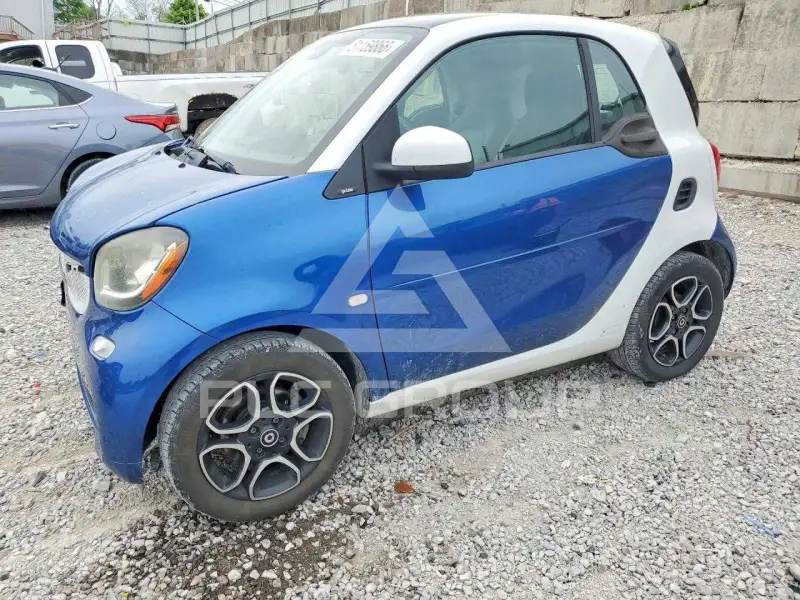 2016 Smart FORTWO фото