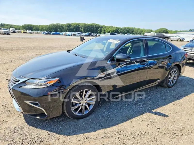 2016 Lexus ES300 фото