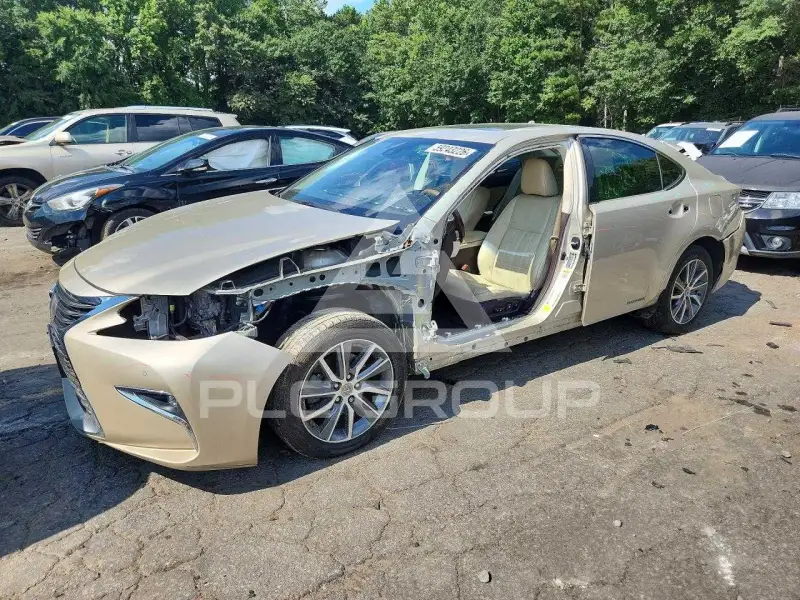 2016 Lexus ES300 photo