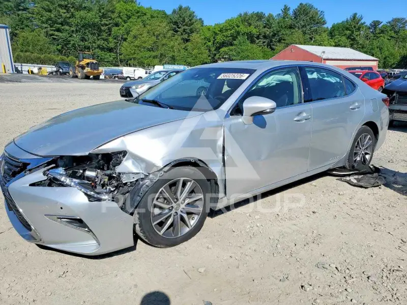 2016 Lexus ES300 photo