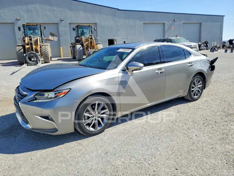2016 Lexus ES300 photo