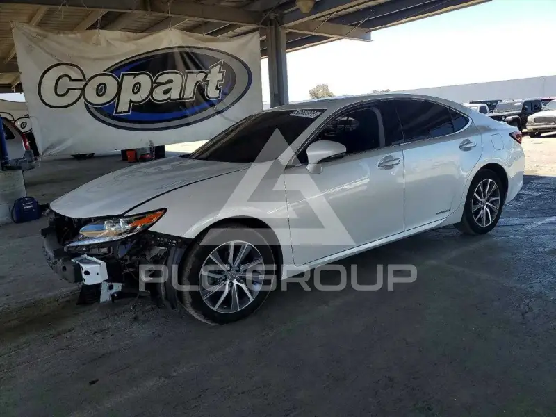 2016 Lexus ES300 фото