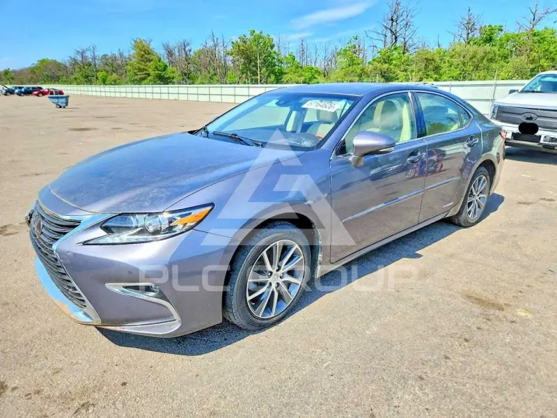 2016 Lexus ES300 фото