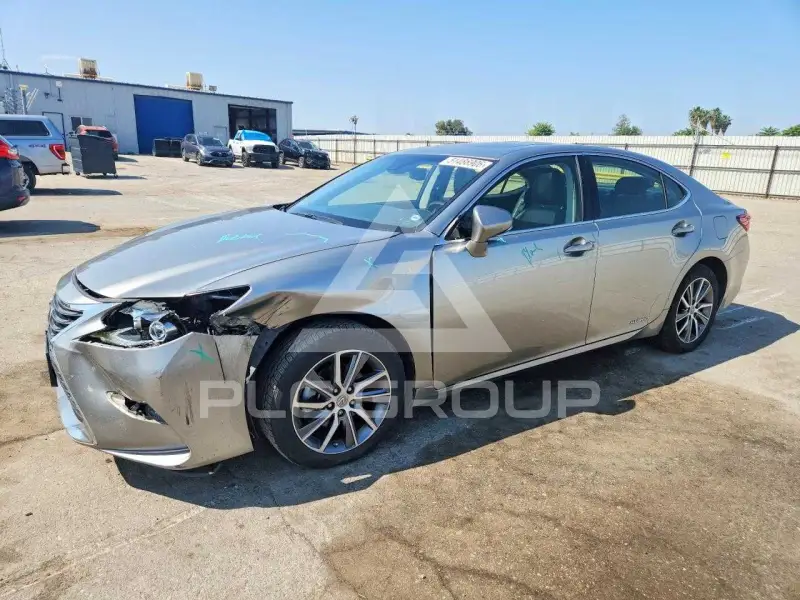 2016 Lexus ES300 фото